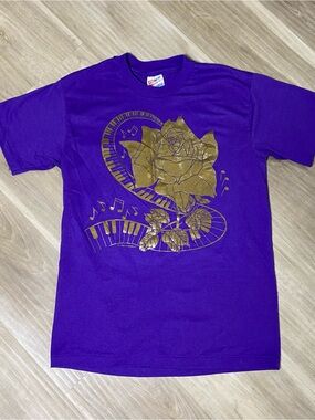 Vintage 90s Hanes T Shirt Mens Medium Purple Gold Shimmer Rose Piano